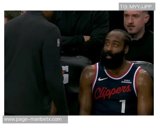 快船半场狂胜篮网31分小卡高效砍21分哈登首节火力全开小波特状态低迷